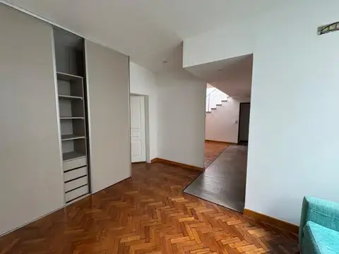 Depto Tipo Casa en Venta 76 años