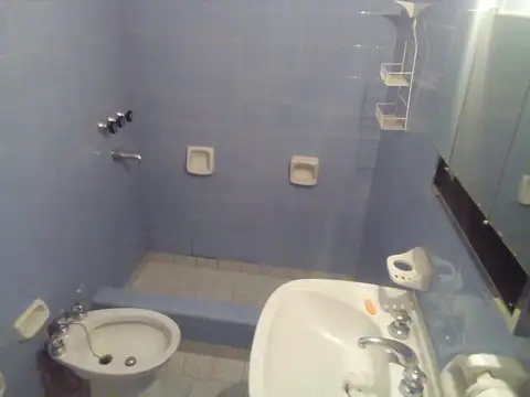 Depto Tipo Casa 2 ambientes con 1 baño