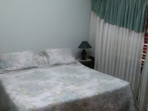 NUEVO PRECIO - CHALET DE 4 AMBIENTES EN VENTA - MORON SUR