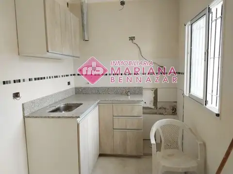 Casa 2 ambientes con 1 baño