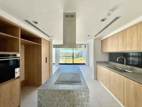 Departamento 4 ambientes con 3 baños