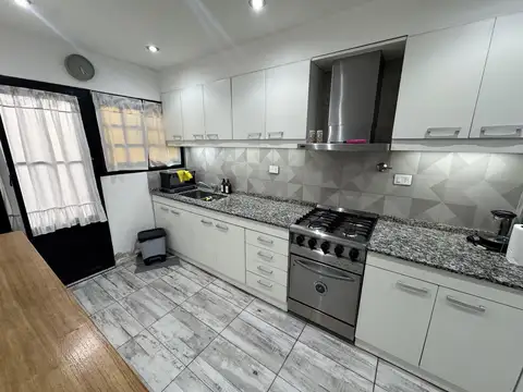 Depto Tipo Casa en Venta de 3 dormitorios
