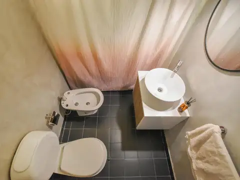 Depto Tipo Casa en Venta en Chacarita, USD 259.000