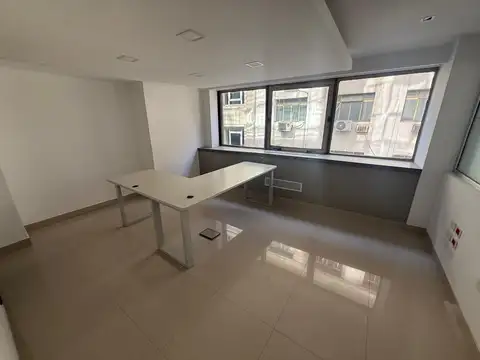 Oficina en Alquiler 50 años