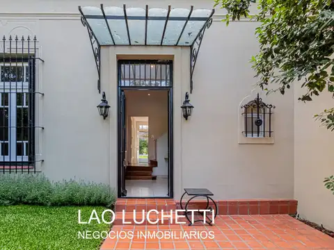 VENTA! Lindisima Casa  RECICLADA con Jardin y Pileta! BELGRANO R 