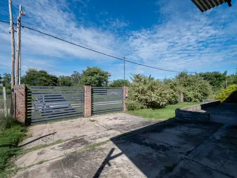 Casa 3 ambientes con 1 baño