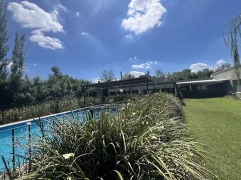 Casa en Alquiler de 3 dormitorios