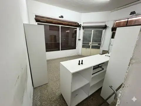 Avenida Presidente Juan Domingo Perón 3600