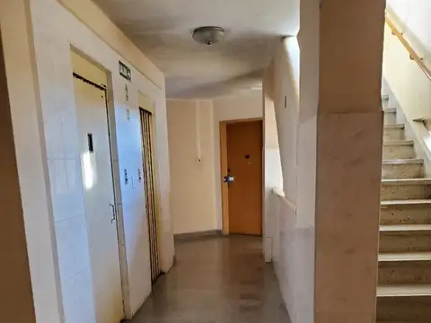 Escalada De San Martin 1600, Piso 1