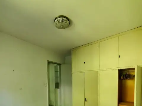 Escalada De San Martin 1600, Piso 1