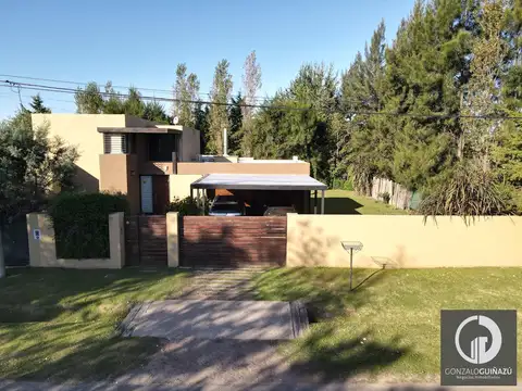 Casa de 3 dormitorios en venta con pileta Hostal del sol San Eduardo Aldea