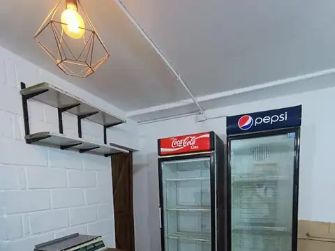 ALQUILER - LOCAL ARMADO - BARRIO ALTAMIRA