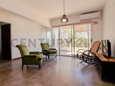 Venta Departamento de 2 Dormitorios con balcón y cochera en Abasto, Rosario