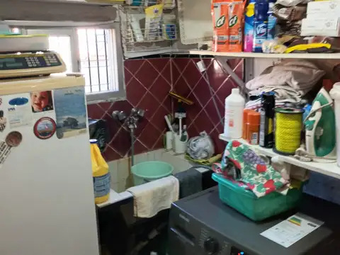 Casa 4 ambientes con 1 baño