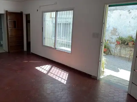 Depto Tipo Casa en Venta en Munro, USD 88.000