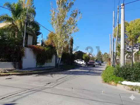 6 y 501 3300, Piso 0