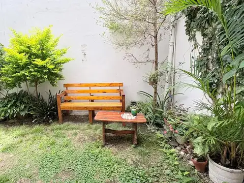 PH 2 AMB AL CONTRAFRENTE CON JARDIN POSIBLE 2 DORMITORIO O ESCRITORIO