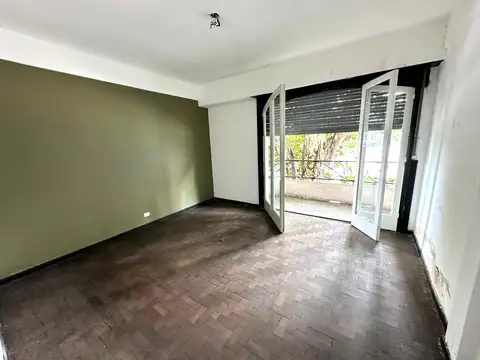Depto Tipo Casa en Venta en Flores, USD 265.000