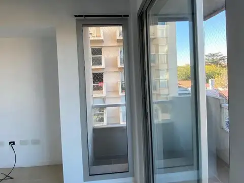 Departamento dos ambientes en Ituzaingo norte