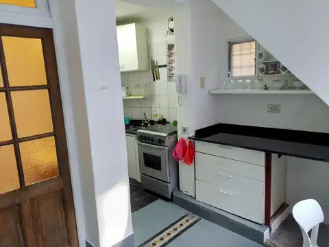 Depto Tipo Casa en Venta 50 años