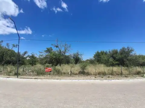 Terreno en Venta 34  mts Fondo