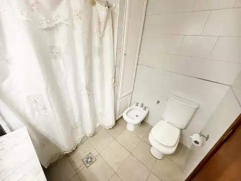 Casa de 5 ambientes en Monte Grande