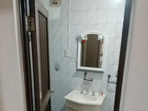 Depto Tipo Casa en Alquiler de 4 dormitorios