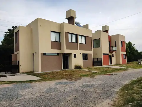 Casa en Alquiler de 3 dormitorios