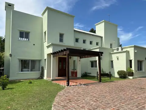 Casa en Venta de 6 dormitorios
