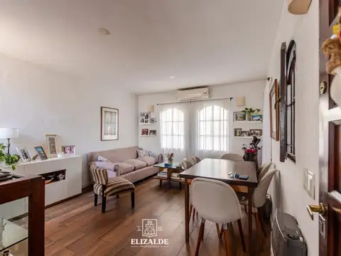 Depto Tipo Casa en Venta de 4 ambientes