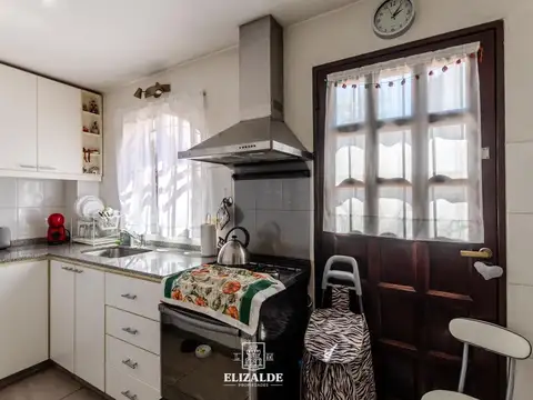 Depto Tipo Casa 4 ambientes con 1 baño