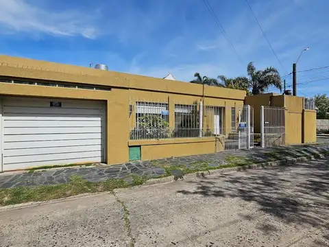 Casa en venta 5 ambientes Ituzaingo Norte