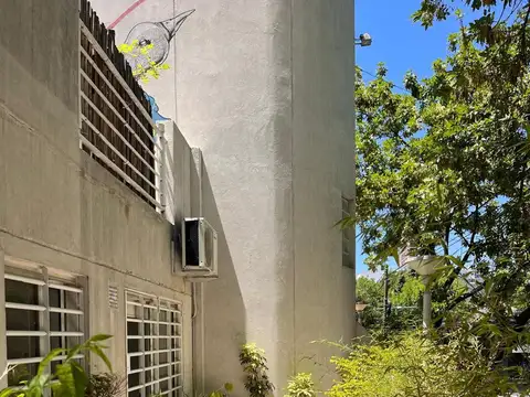 Depto Tipo Casa en Alquiler de 1 dormitorio