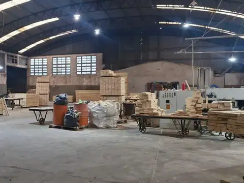 Galpón en Venta - Aserradero Marota - San Miguel Del Monte en actividad con buena facturación