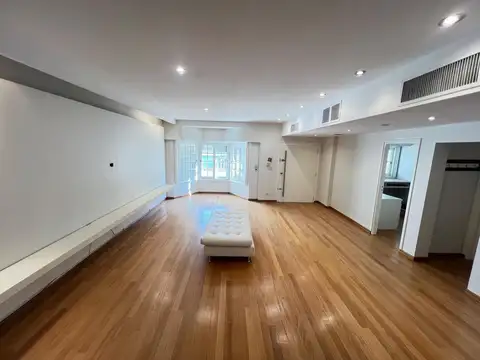 Casa 4 ambientes con 4 baños