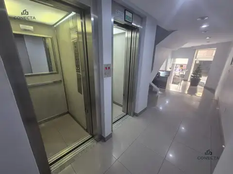 Oficina 3 ambientes con 1 baño