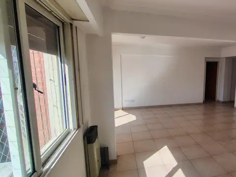 Departamento 3 ambientes con 2 baños