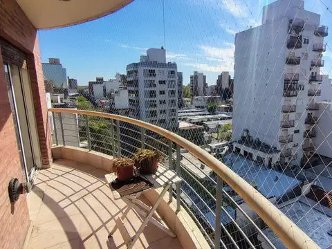 Departamento en Alquiler con 1 cocheras