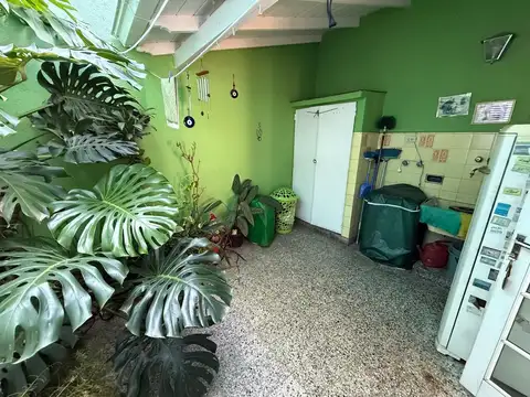 Depto Tipo Casa en Venta con 1 cocheras