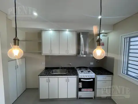 Depto Tipo Casa 3 ambientes con 2 baños