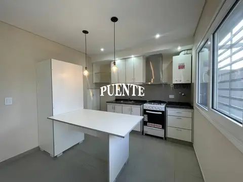 Depto Tipo Casa en Venta de 3 ambientes