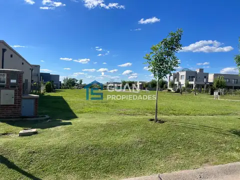 Terreno en Venta en Pilar del Este - Santa Lucia, USD 46.000