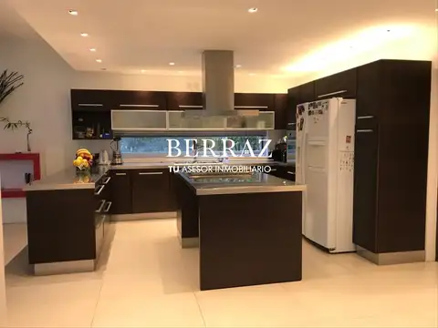 Casa en Alquiler de 4 dormitorios