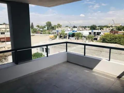 Departamento En Venta 2 Dormitorios Complejo Pileta Quincho 