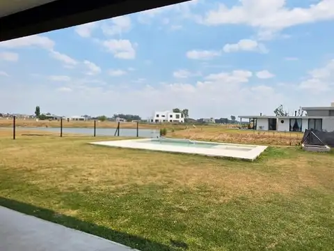 Casa en Venta en Guernica, USD 280.000