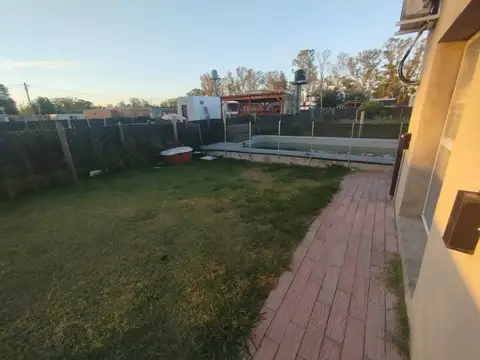 Casa 4 ambientes con 1 baño