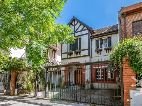 CASA - VENTA - 5 AMBIENTES - PISCINA - QUINCHO - SUITE - GARAGE - BELGRANO R