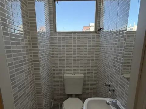 Oficina en Alquiler en Villa Ballester, $ 320.000
