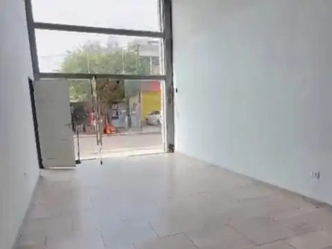 Local comercial en alquiler ubicado en José C. Paz