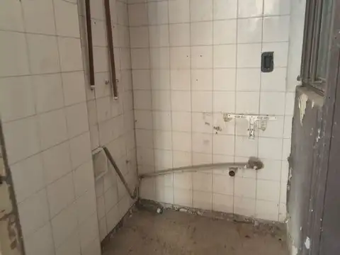 VENTA GALPON CALLE PERU 1200 -MENDOZA